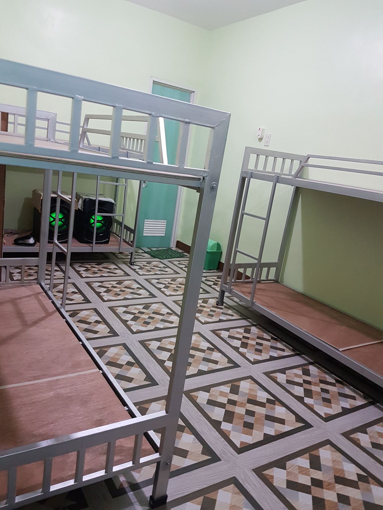 Mellorine Space Bedspace Dormitory Bunk Bed 1