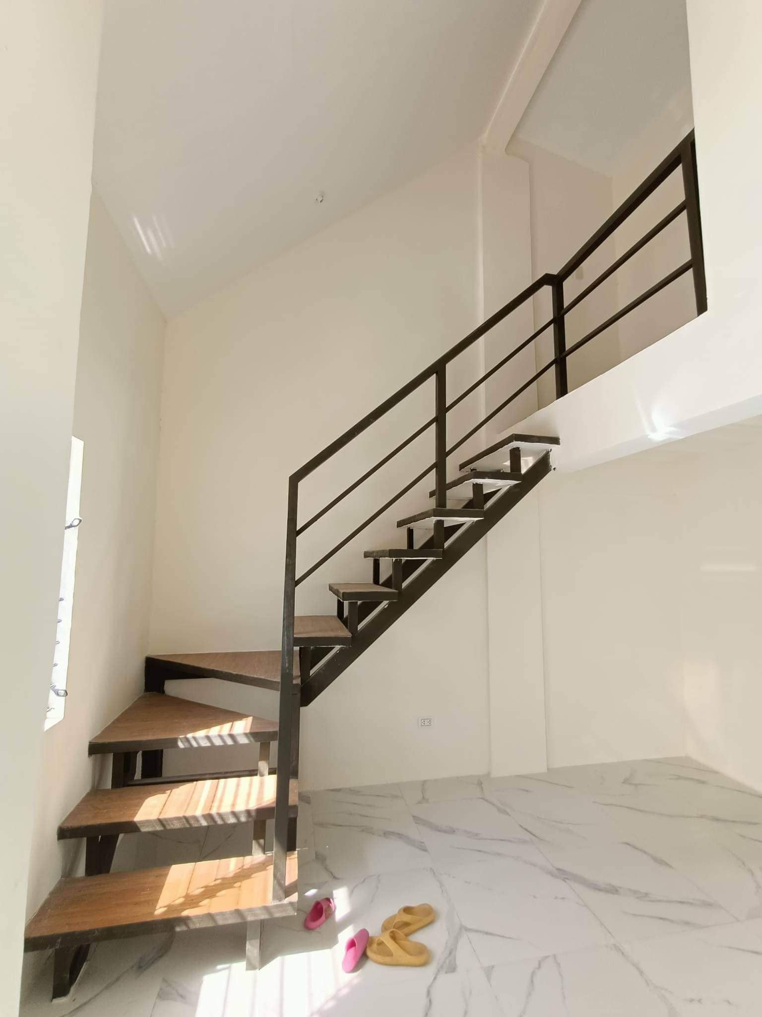 Mellorine Space House for Rent Stairs 1